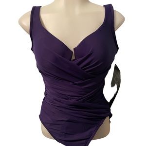 Women’s Miraclesuit Must Haves Gandolf one piece swimsuit, size 12